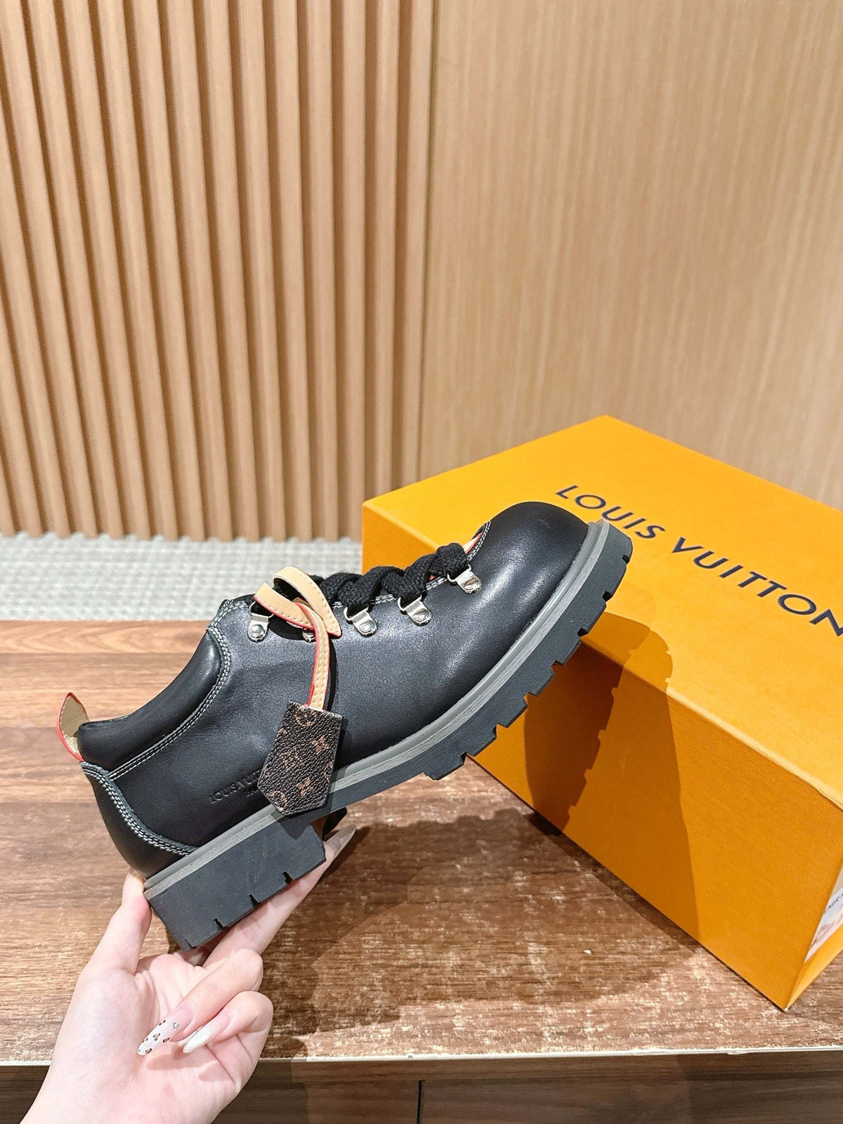 Trainer Black Leather