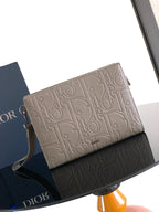 Mehrfarbige Clutch