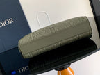Mehrfarbige Clutch