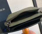 Mehrfarbige Clutch