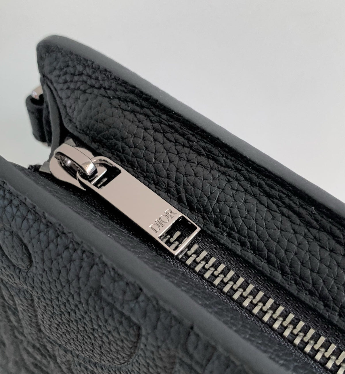 Mehrfarbige Clutch