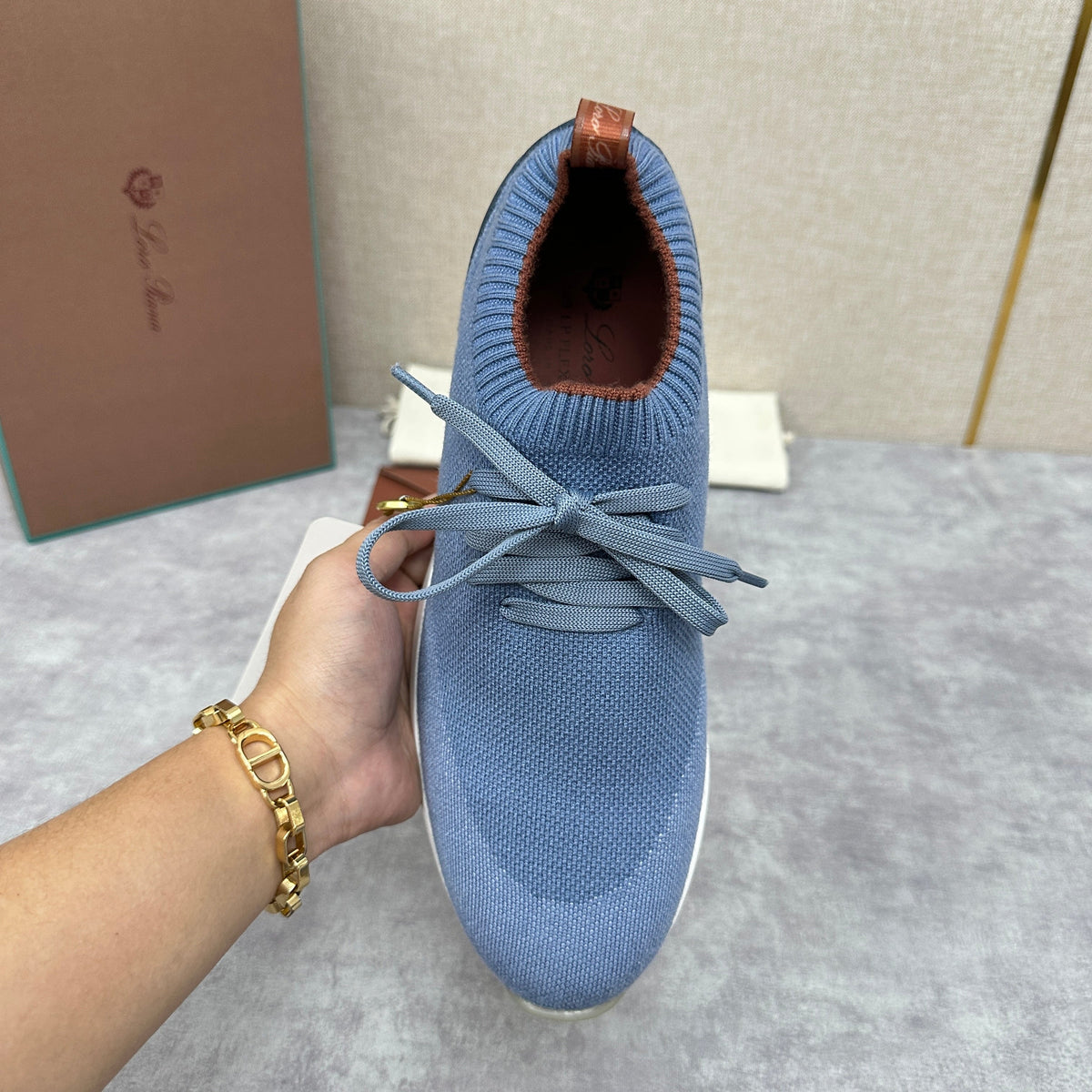 Blauer Strickriemen-Sockenläufer – Herren