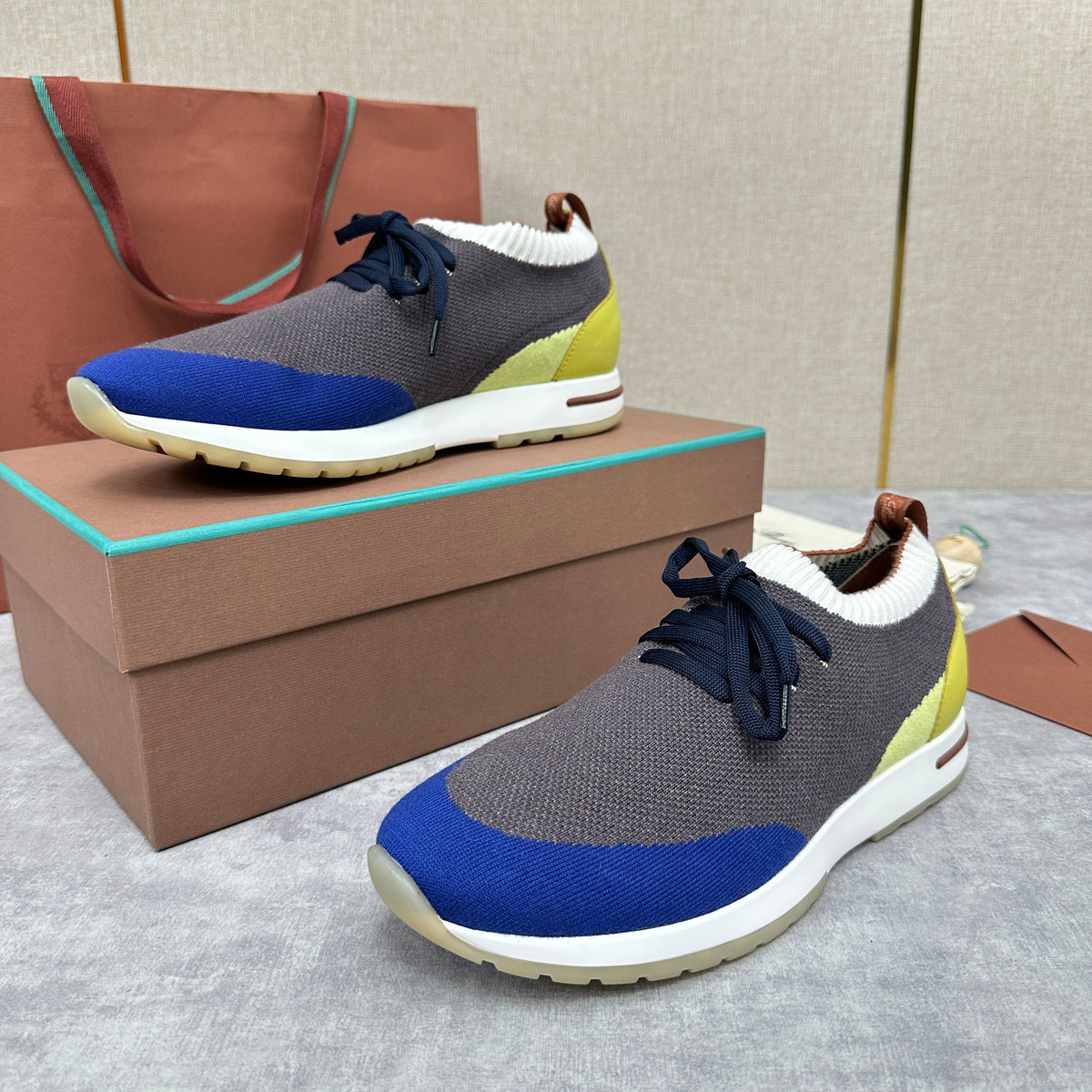 Blauer Strickriemen-Sockenläufer – Herren