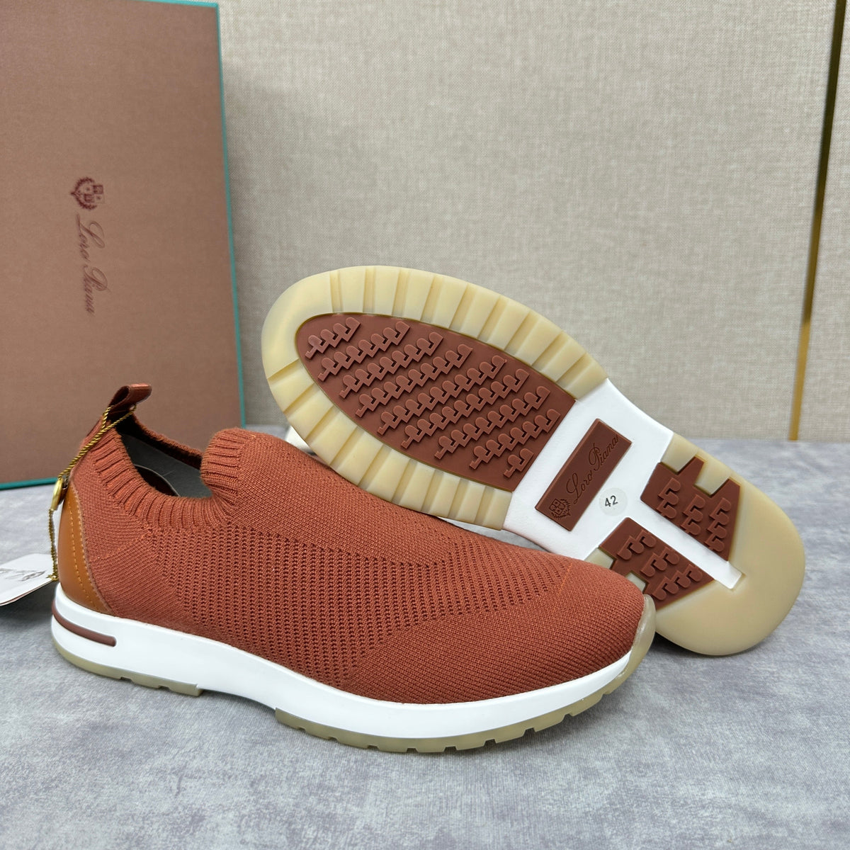 Orangefarbener Strick-Tonal-Sneaker – Herren