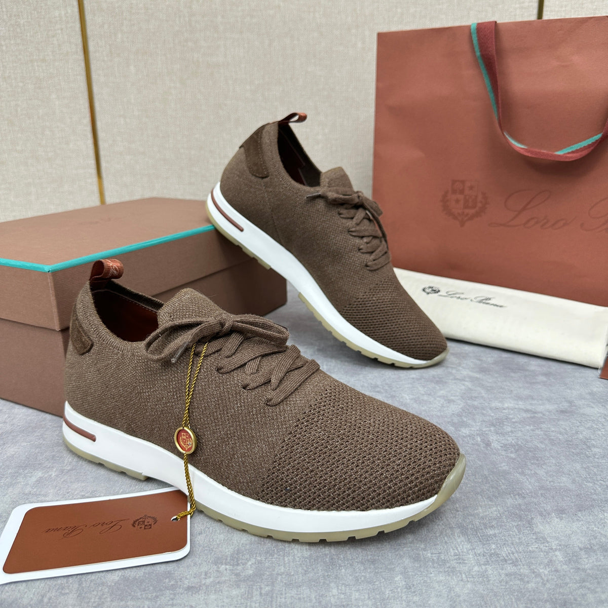 Blauer Strick-Runner mit Kontrastsohle – Herren