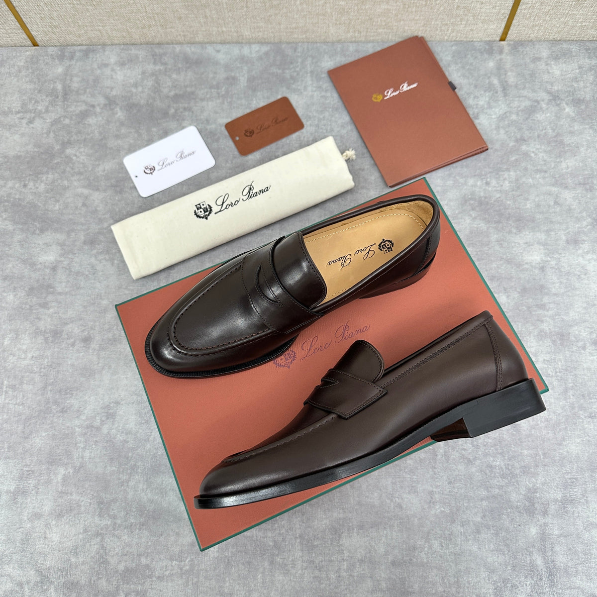 Brauner Glattleder Penny Loafer – Herren