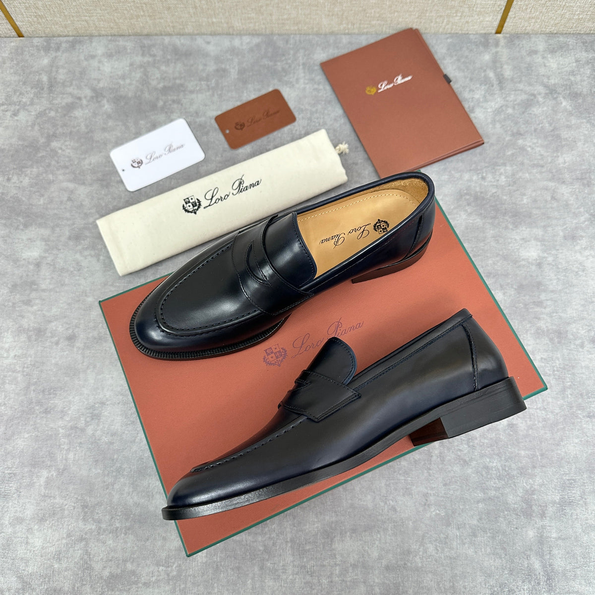 Brauner Glattleder Penny Loafer – Herren