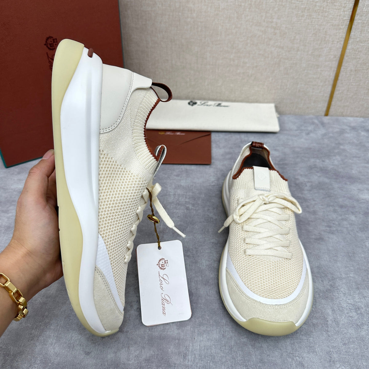 Cremefarbener Strick-Runner mit klobiger Sohle – Herren