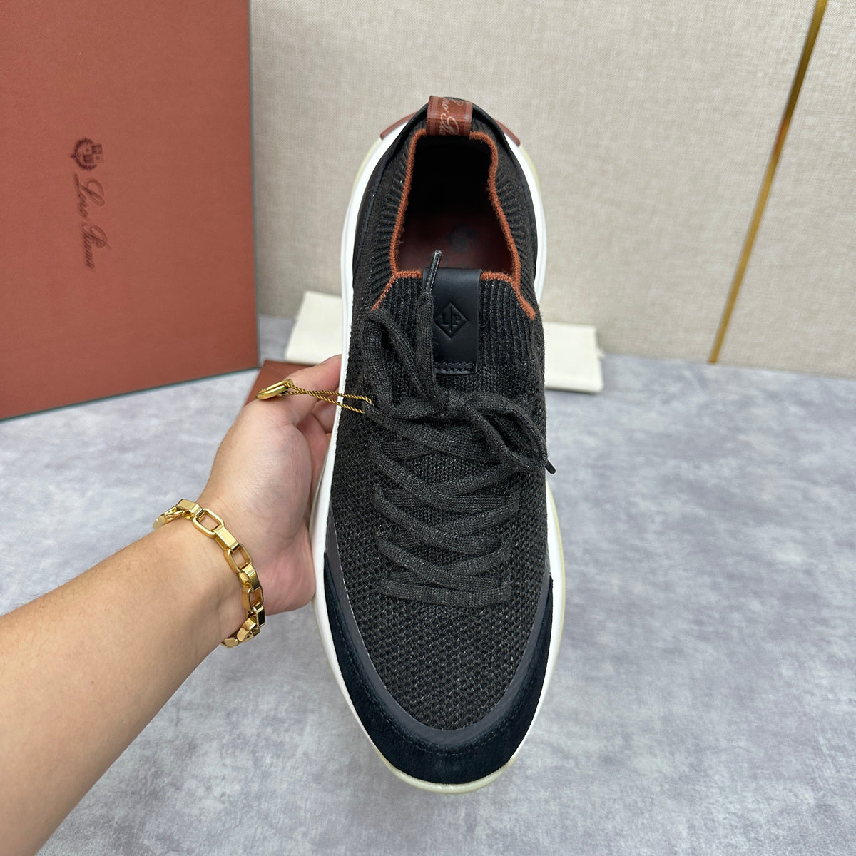 Cremefarbener Strick-Runner mit klobiger Sohle – Herren