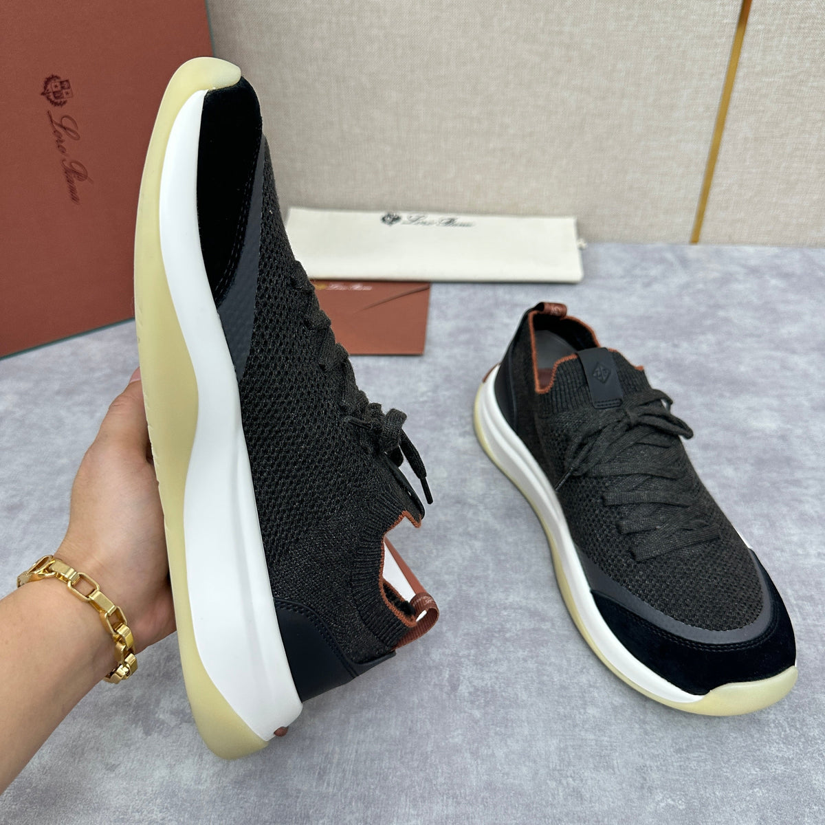 Cremefarbener Strick-Runner mit klobiger Sohle – Herren