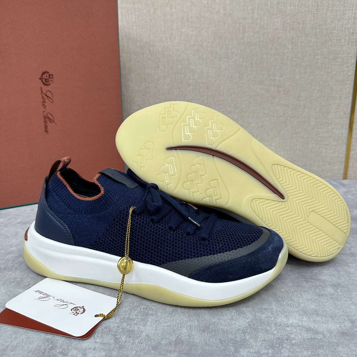 Cremefarbener Strick-Runner mit klobiger Sohle – Herren