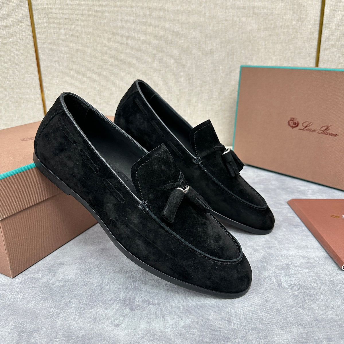 Cream Suede Contrast Sole Loafer - Men's