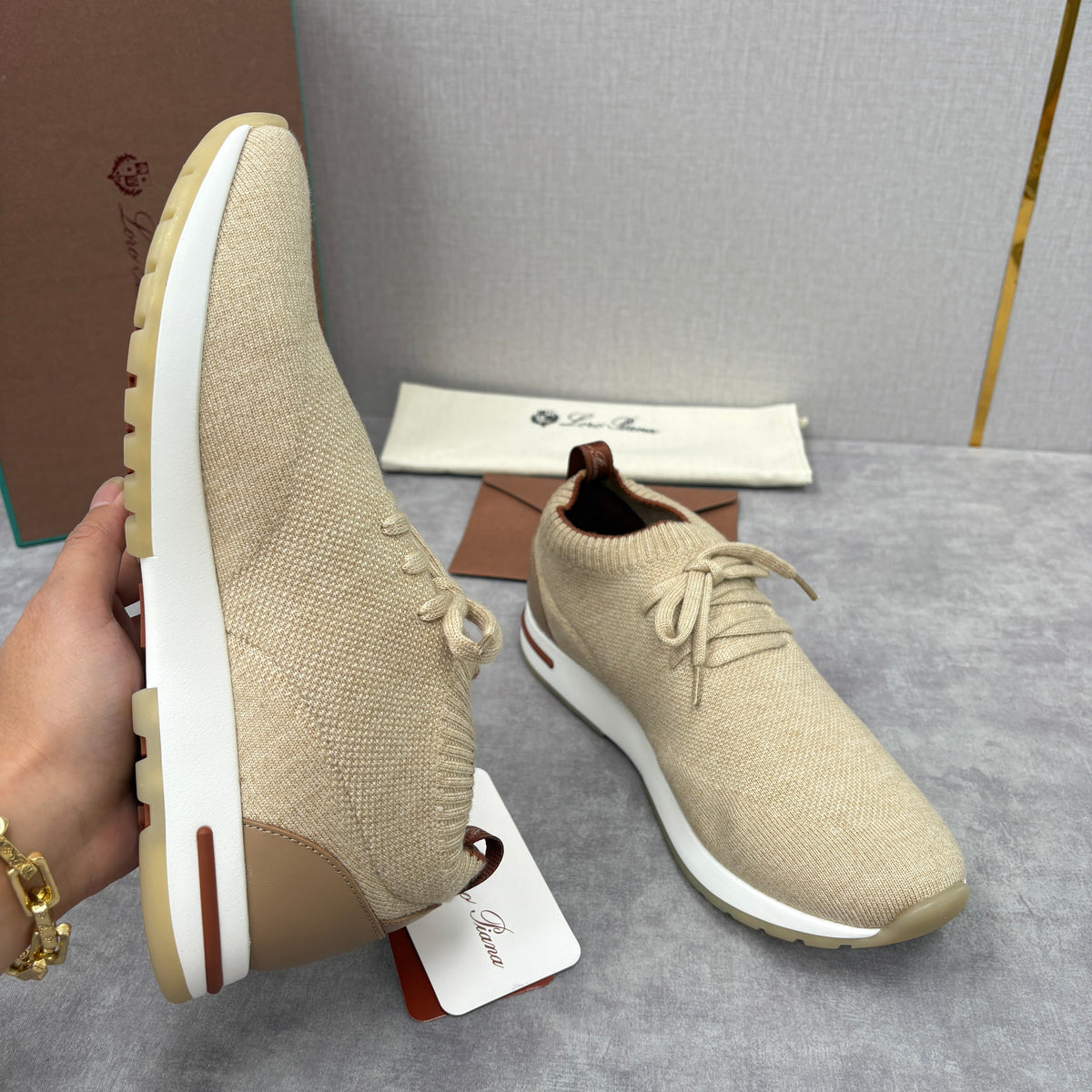 Cremefarbener Strick-Runner mit Einsätzen – Herren