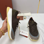 Sneakers für Herren – Dunkelbraun und Beige mit Sand-Schokoladen-Details