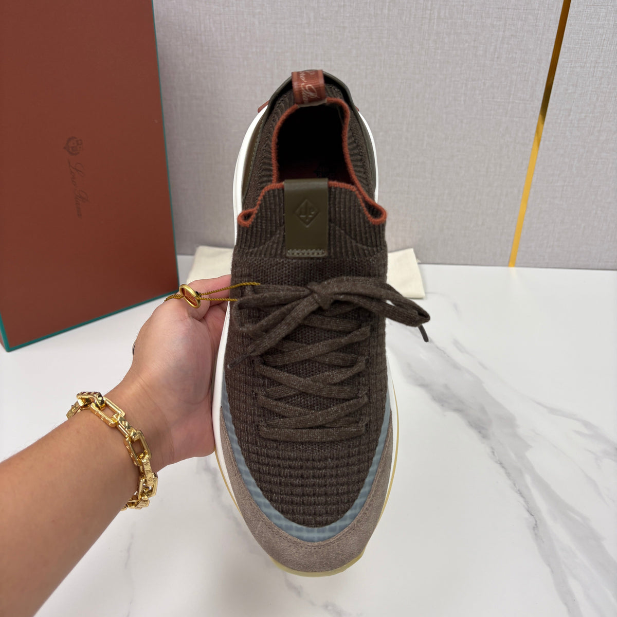 Sneakers für Herren – Dunkelbraun und Beige mit Sand-Schokoladen-Details