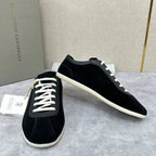 Niedrige Sneaker mit Cupsohle aus Wildleder – Herren