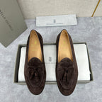 Beige Wildleder Quasten-Loafer – Herren