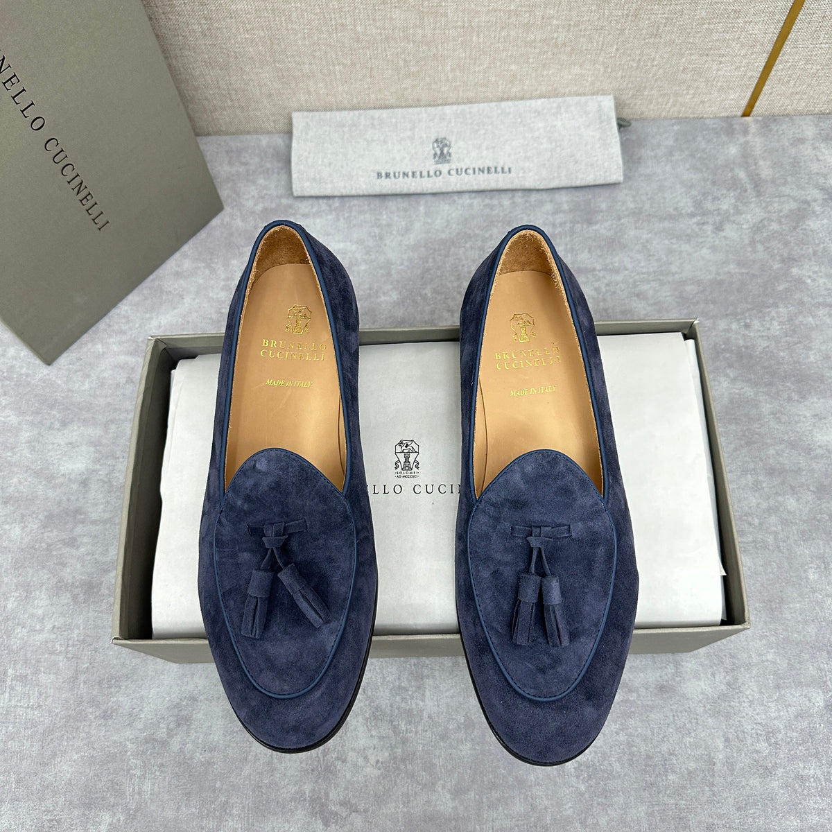 Beige Wildleder Quasten-Loafer – Herren