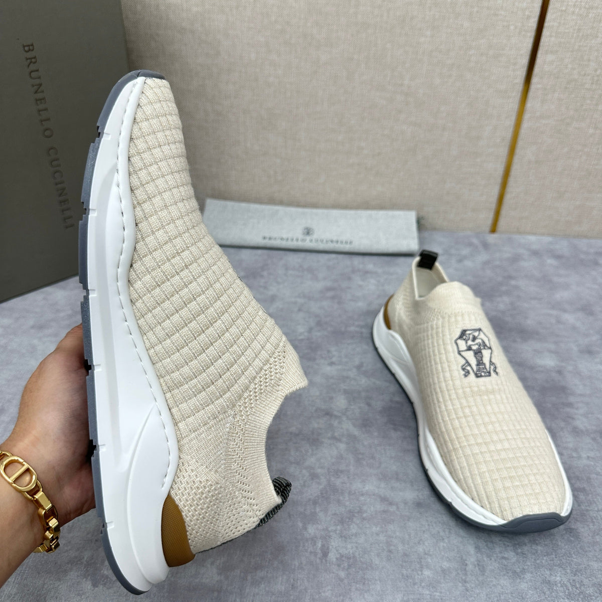 Cream Knit Quilted Sock Runner - Men's