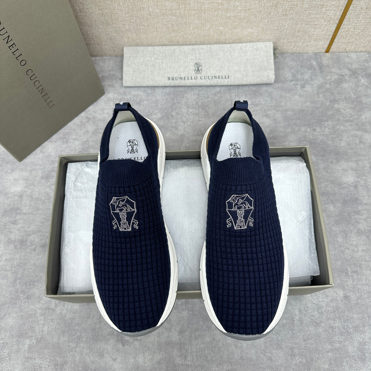Grauer gesteppter Socken-Sneaker aus Strick – Herren