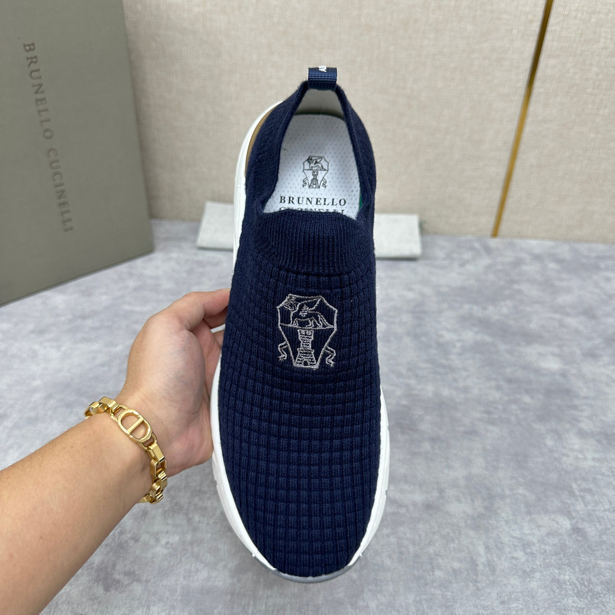 Grauer gesteppter Socken-Sneaker aus Strick – Herren