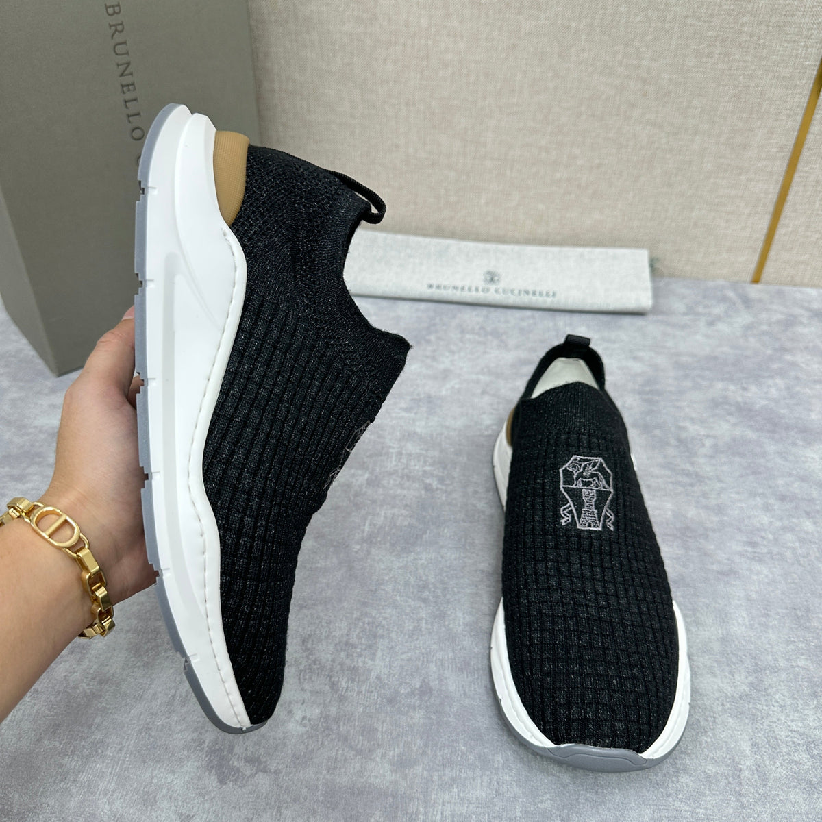 Grauer gesteppter Socken-Sneaker aus Strick – Herren