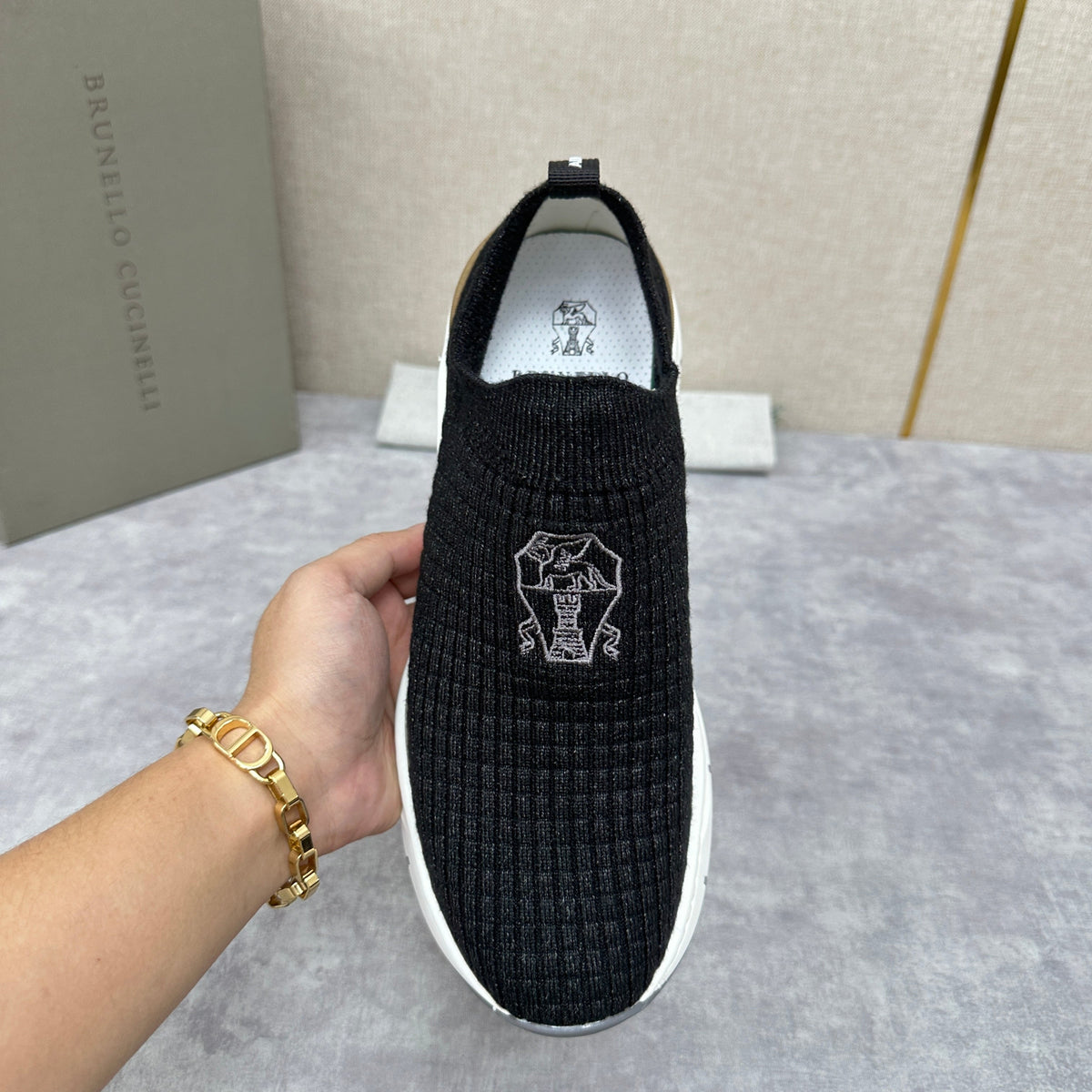 Grauer gesteppter Socken-Sneaker aus Strick – Herren