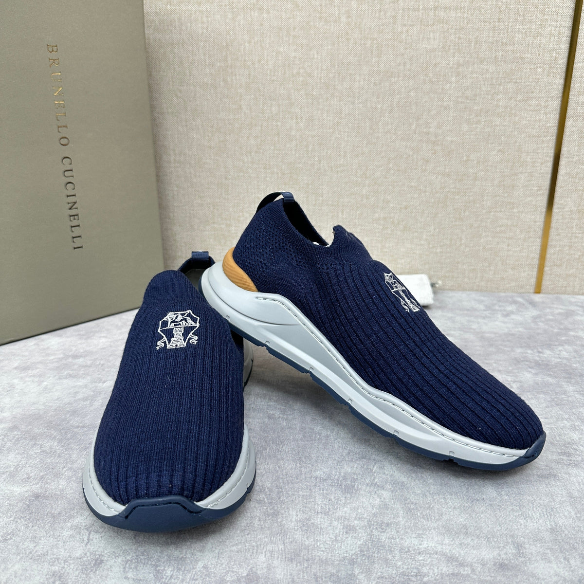 Cream Knit Quilted Sock Runner - Men's