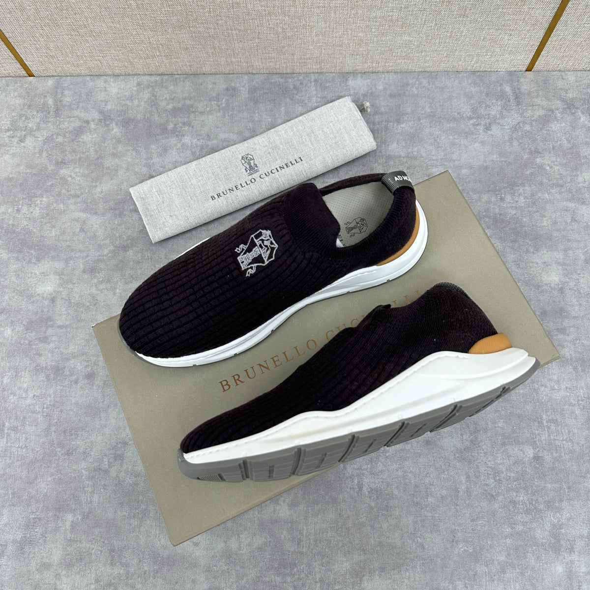 Cream Knit Quilted Sock Runner - Men's