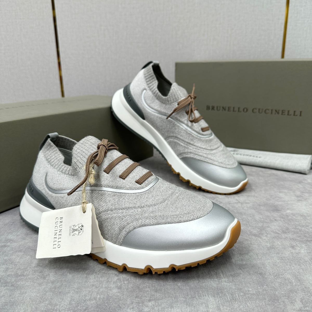 Cream Knit Lug-Sole Runner - Men's
