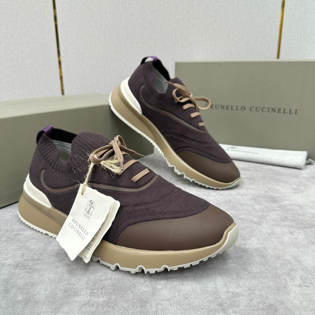 Brauner Strick-Laufschuh mit Profilsohle – Herren