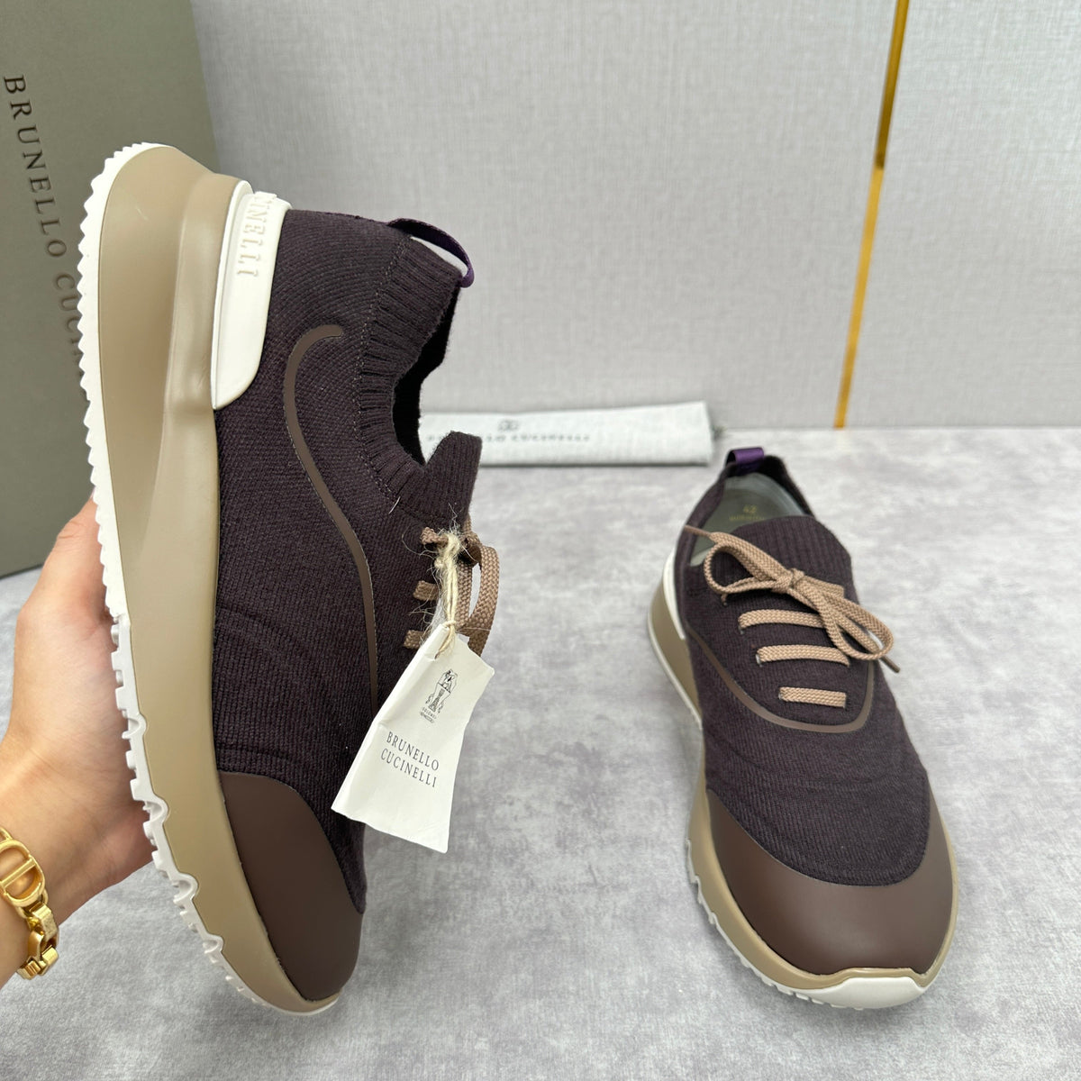 Brauner Strick-Laufschuh mit Profilsohle – Herren