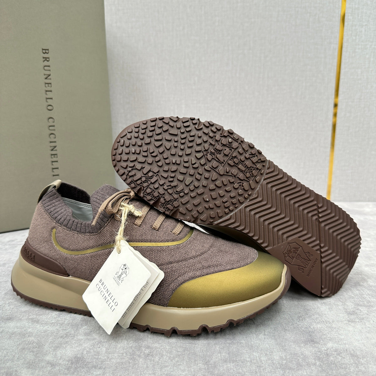 Cream Knit Lug-Sole Runner - Men's