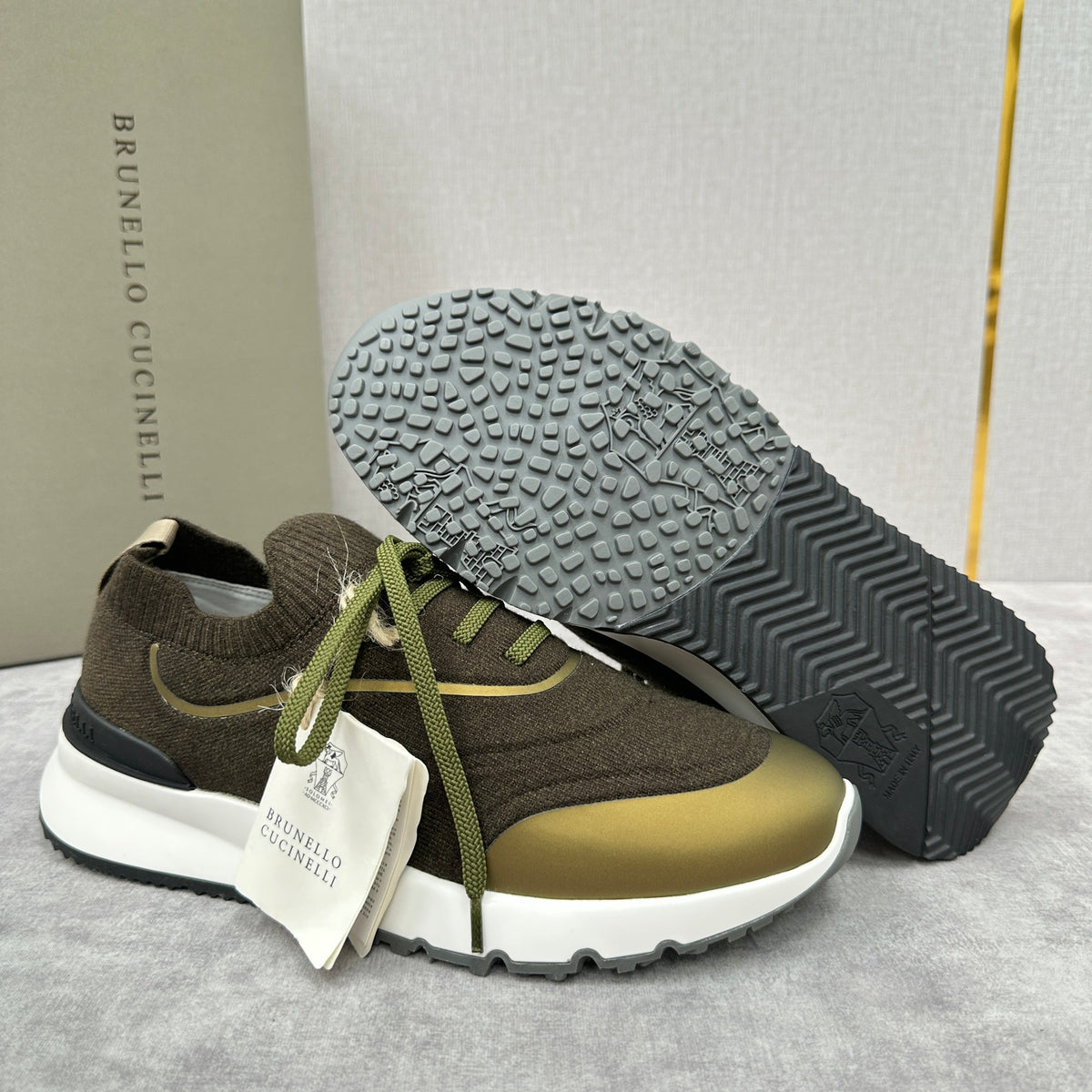 Cream Knit Lug-Sole Runner - Men's