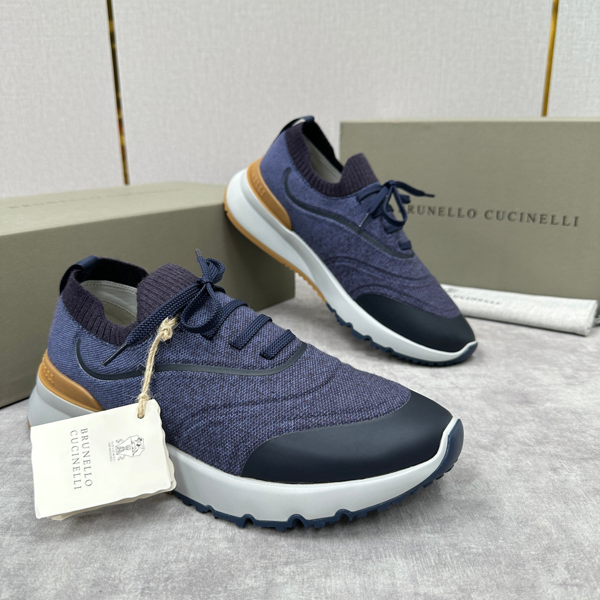 Grey Wool Lug-Sole Runner - Men's