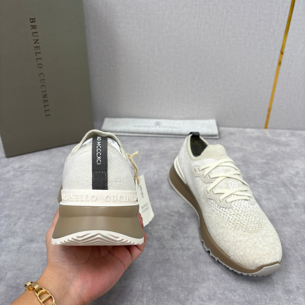 Graue Strick-Sneaker mit Profilsohle – Herren