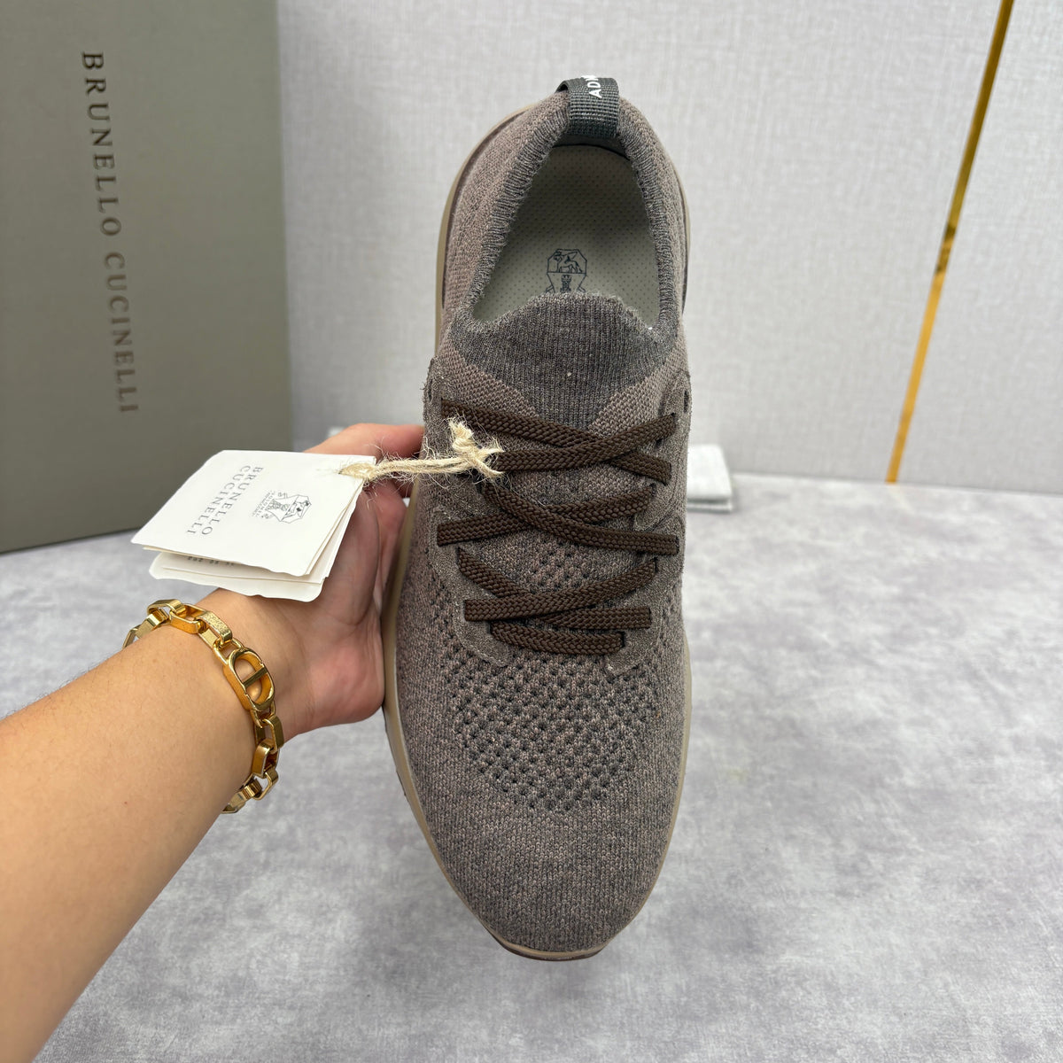 Graue Strick-Sneaker mit Profilsohle – Herren