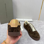 Brauner Wildleder-Low-Top mit Kontrastsohle – Herren