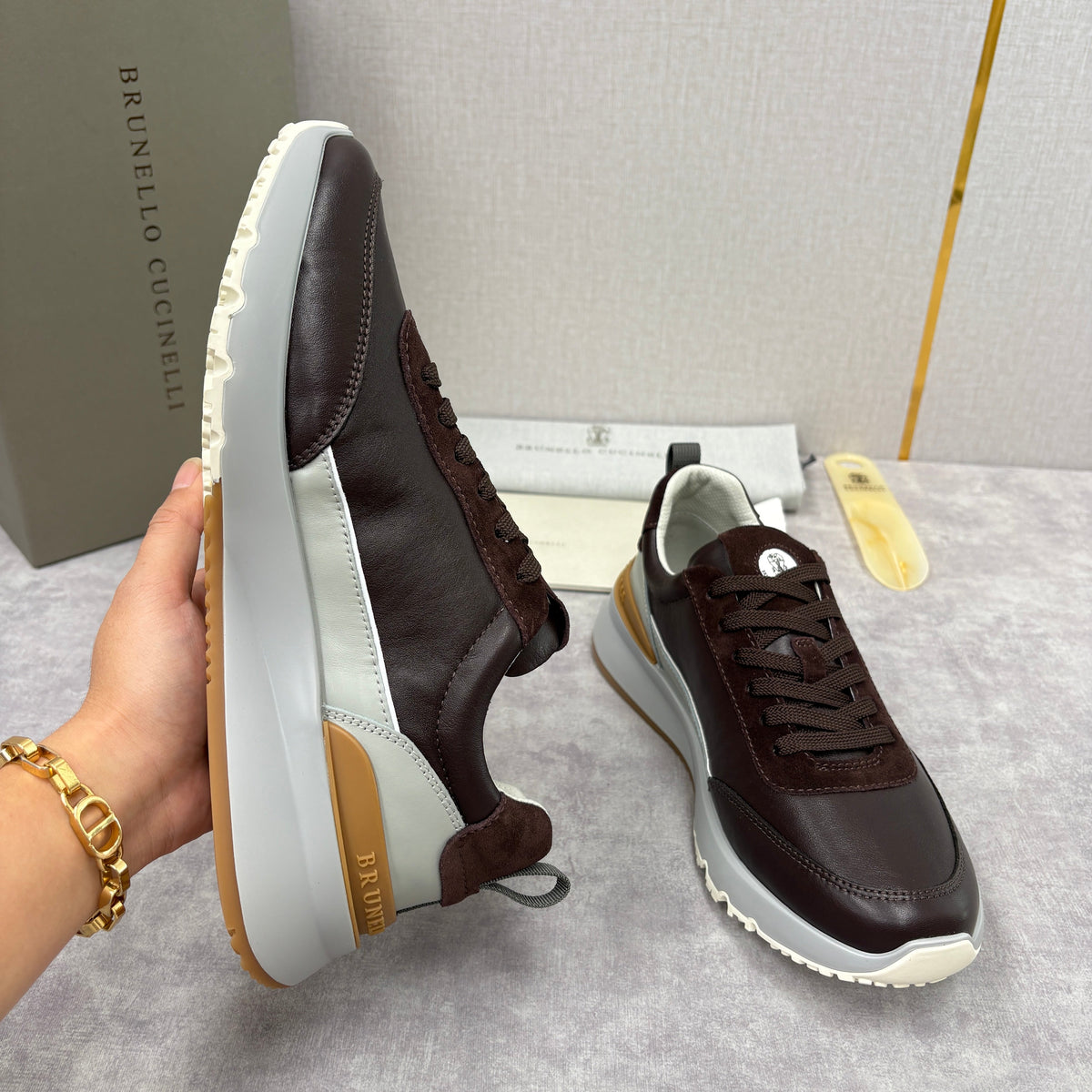 Grauer Nylon-Lug-Sole-Runner – Herren