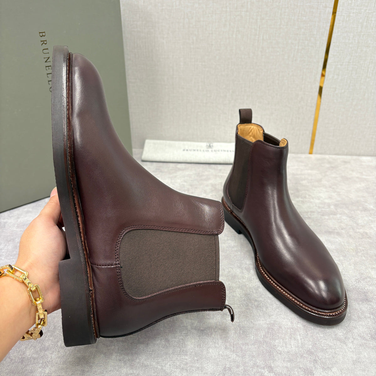 Burgunderfarbener Leder Chelsea Boot mit gestapeltem Absatz – Herren