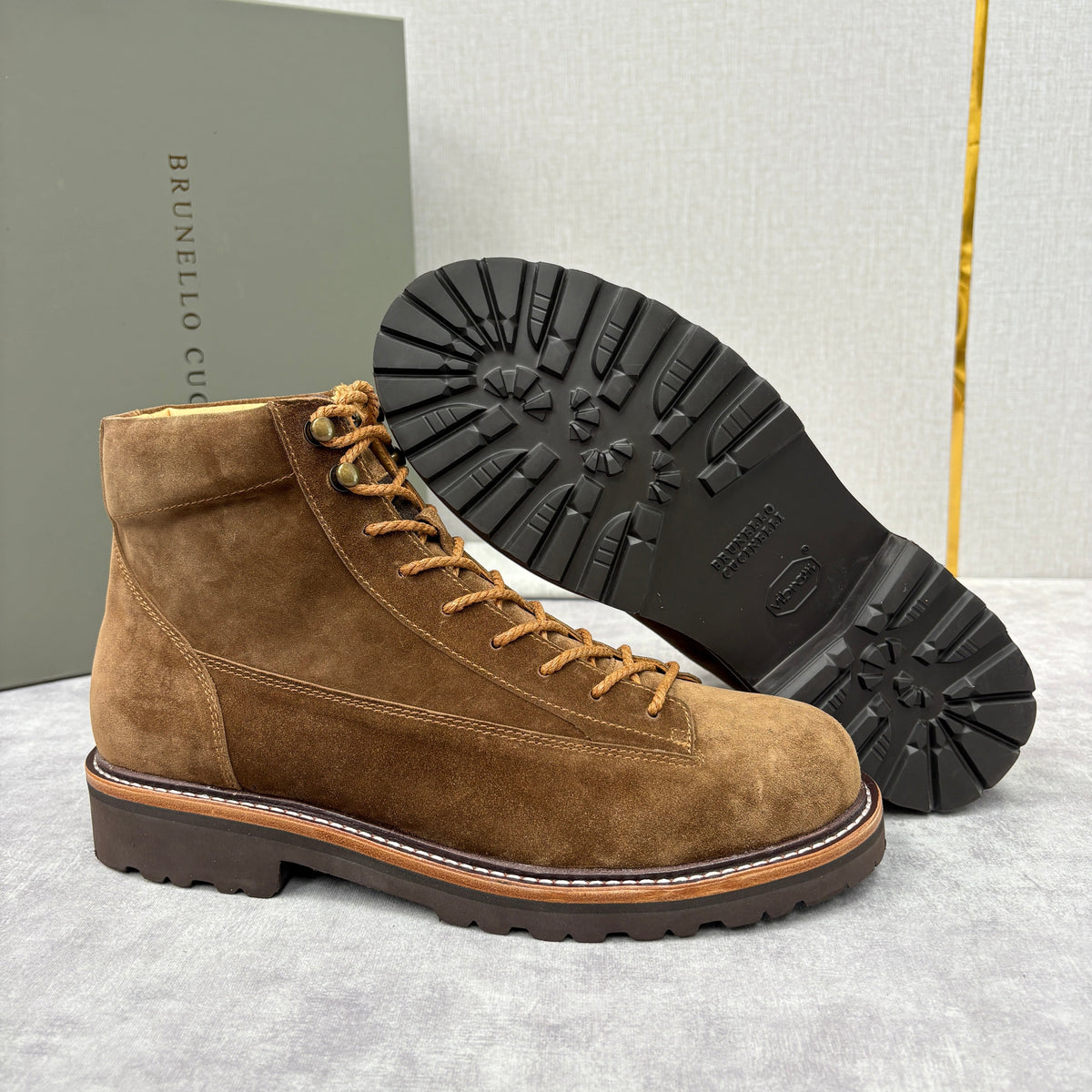 Brauner Wildleder Plain Lace-Up Boot - Herren