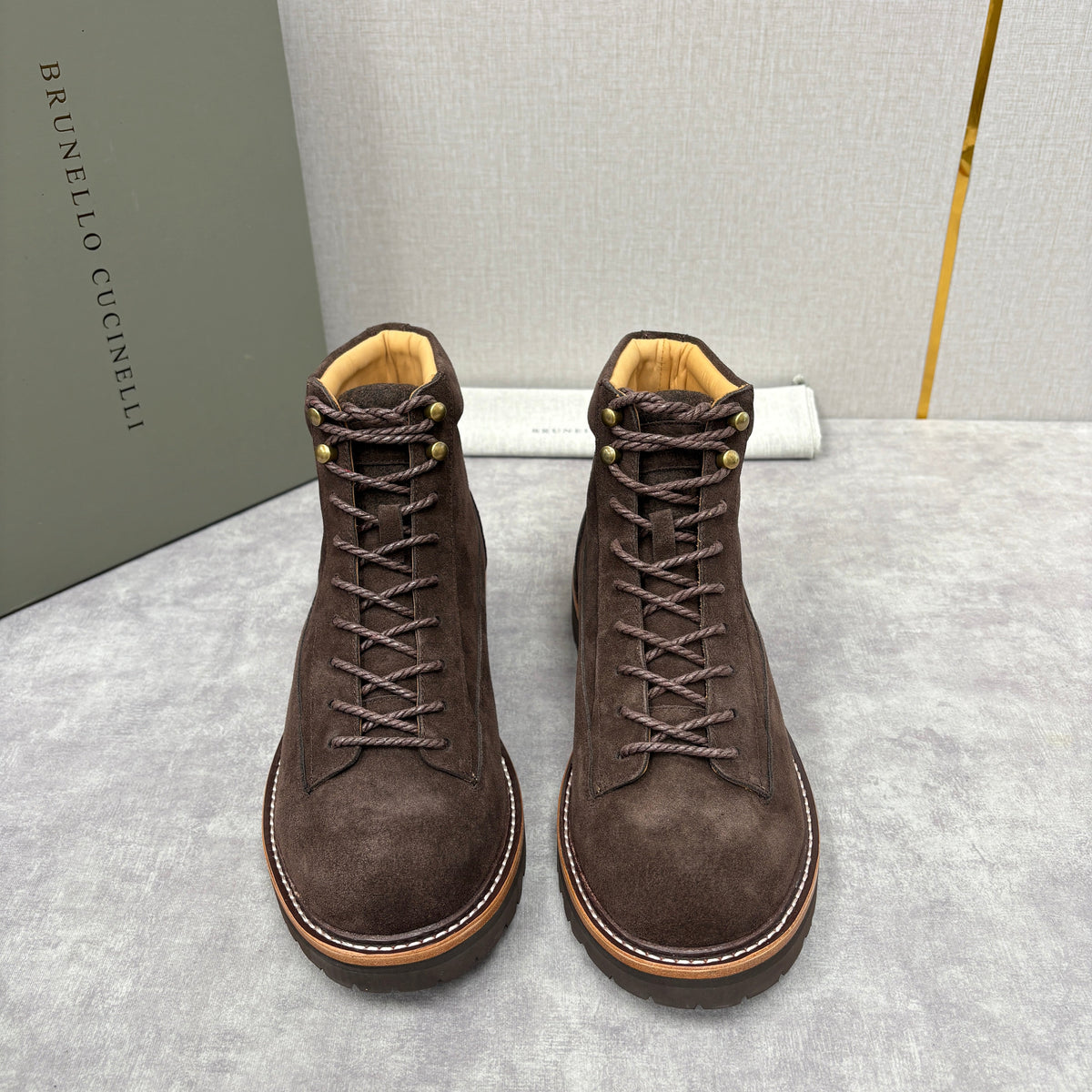 Brauner Wildleder Plain Lace-Up Boot - Herren