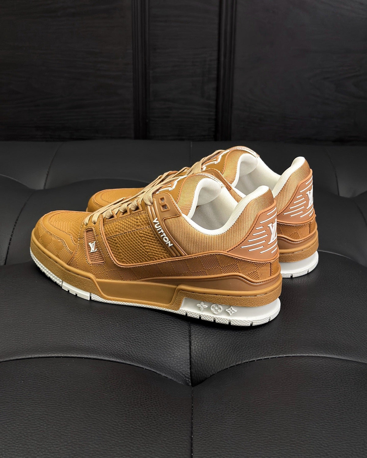 White Leather Logo Chunky - Men's