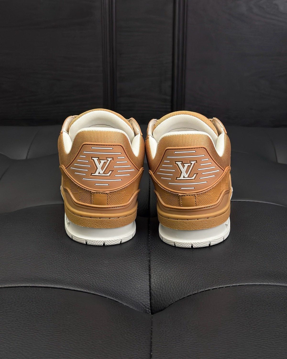 White Leather Logo Chunky - Men's