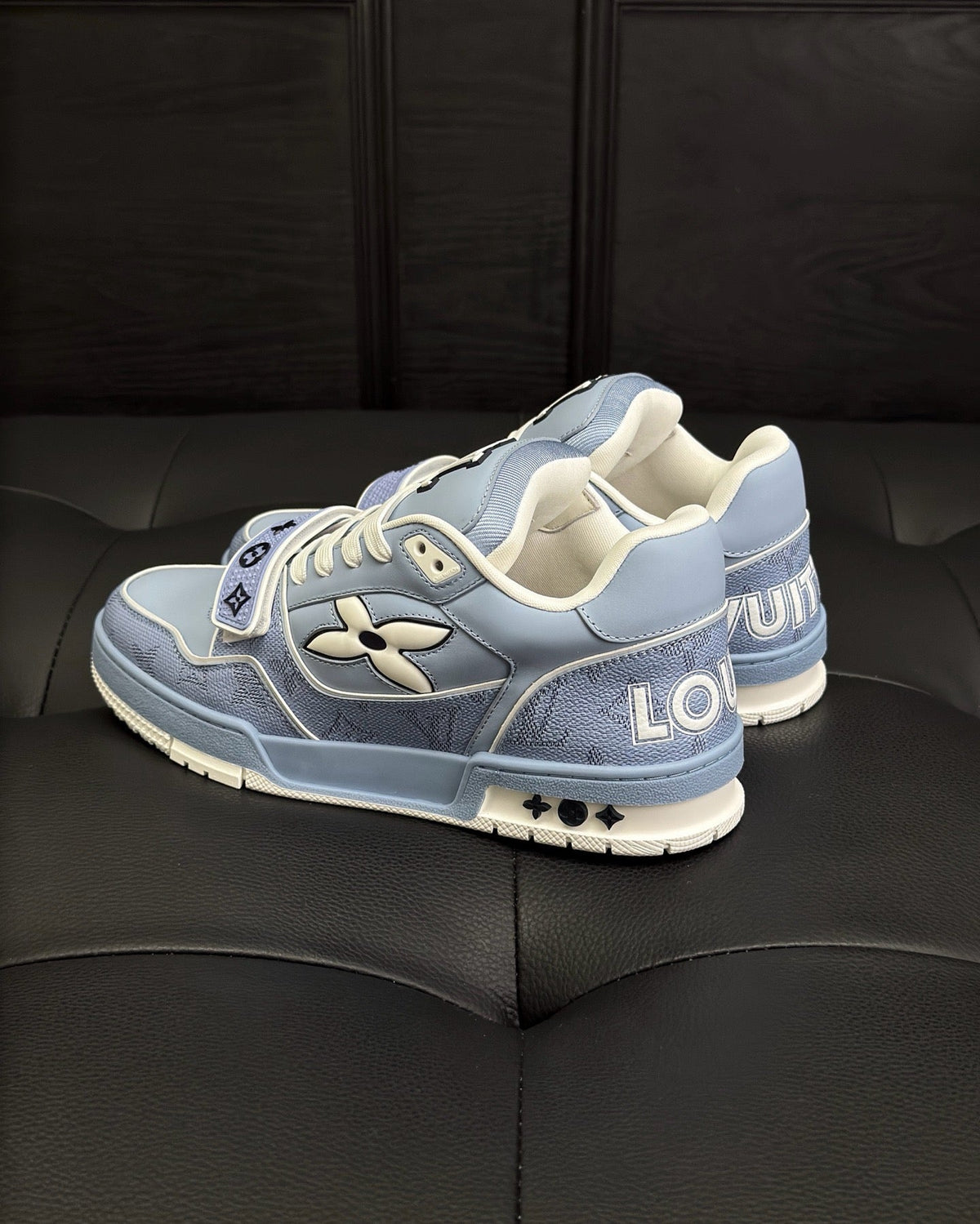 White Leather Logo Chunky - Men's