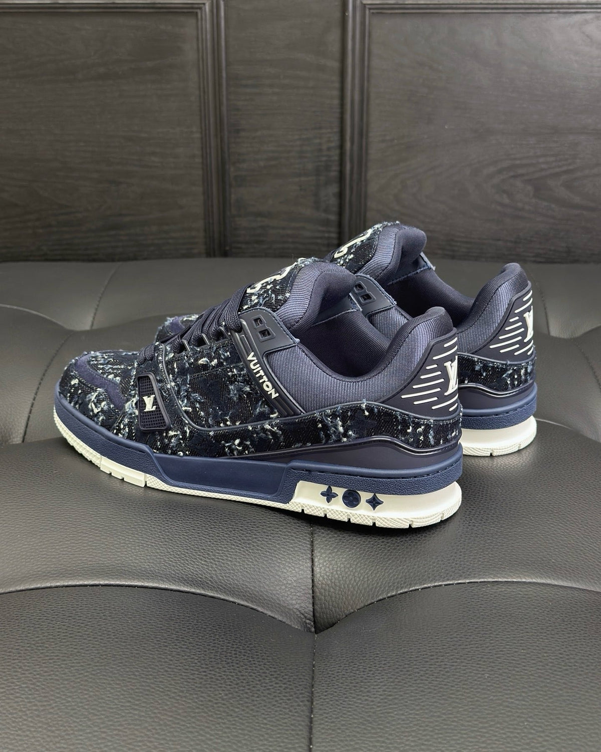Marineblauer Monogramm-Sneaker aus Leder – Herren