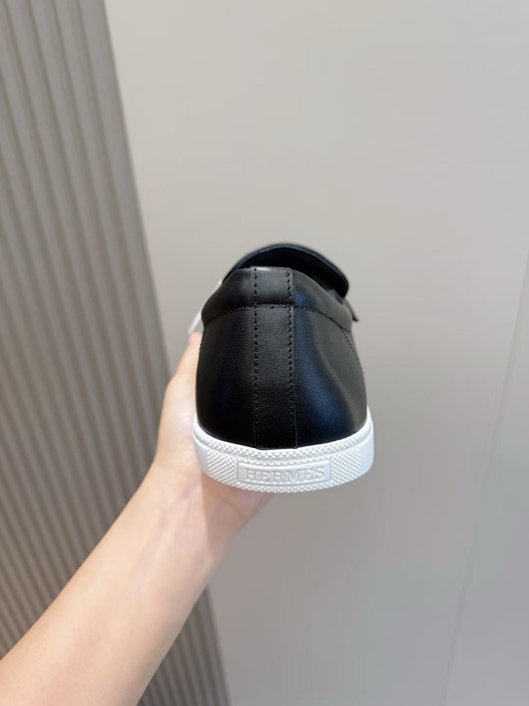 Black Leather Bit Contrast Sole Loafer - Men's