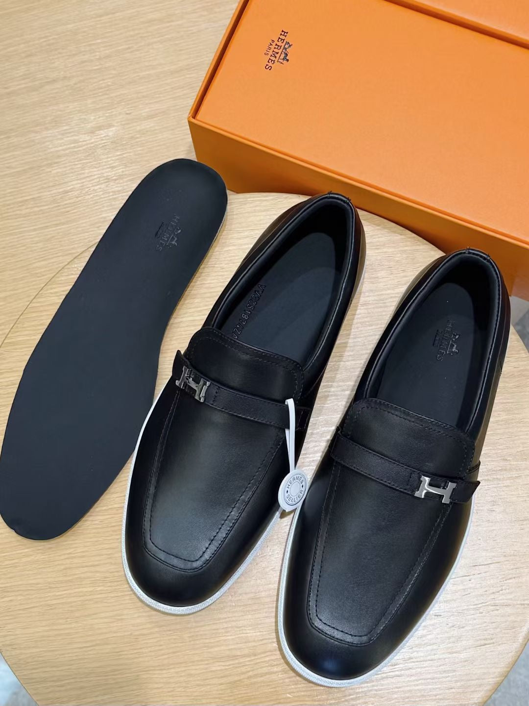 Black Leather Bit Contrast Sole Loafer - Men's