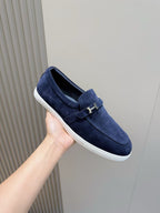 Loafer aus schwarzem Wildleder mit Kontrastsohle – Herren