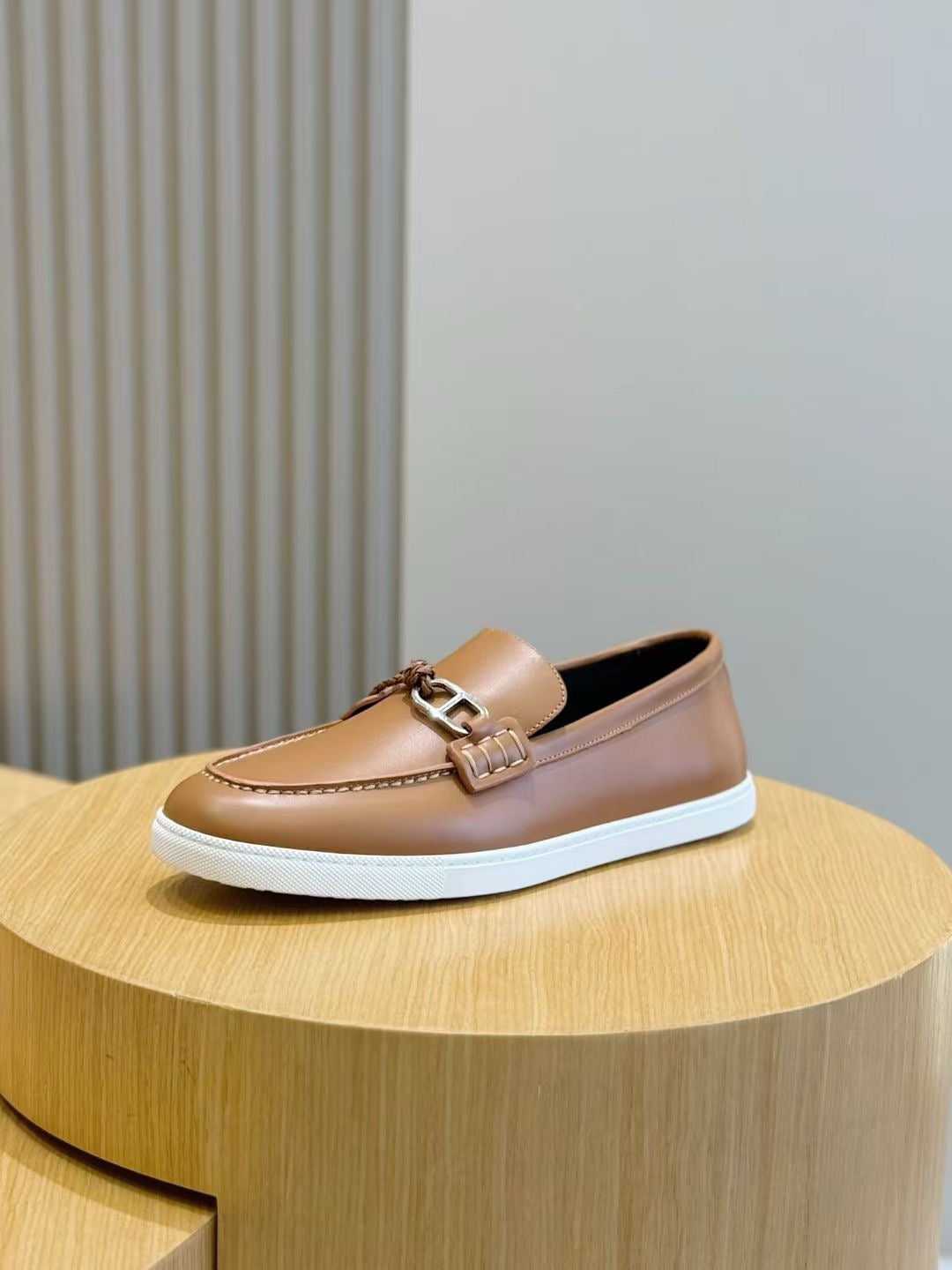 Brown Leather Bit Contrast Sole Loafer - Men's